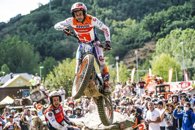 Toni Bou's Spanish TrialGP double leaves him just one point shy of a 15th title