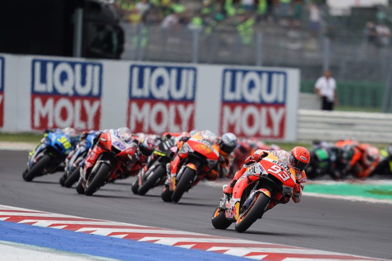 Marquez fights to the finish for fourth, Espargaro earns seventh